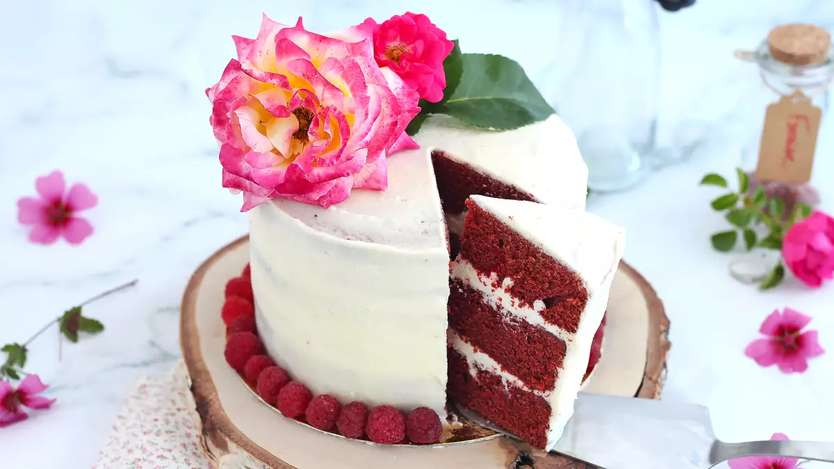 Γιατί το Red Velvet είναι το τέλειο κέικ για την Ημέρα του Αγίου Βαλεντίνου;