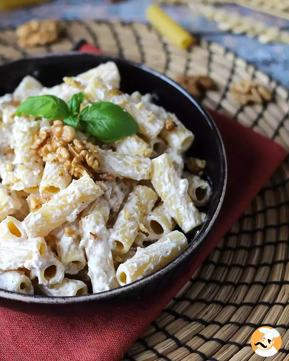 8. Tortiglioni με ρικότα και καρύδια