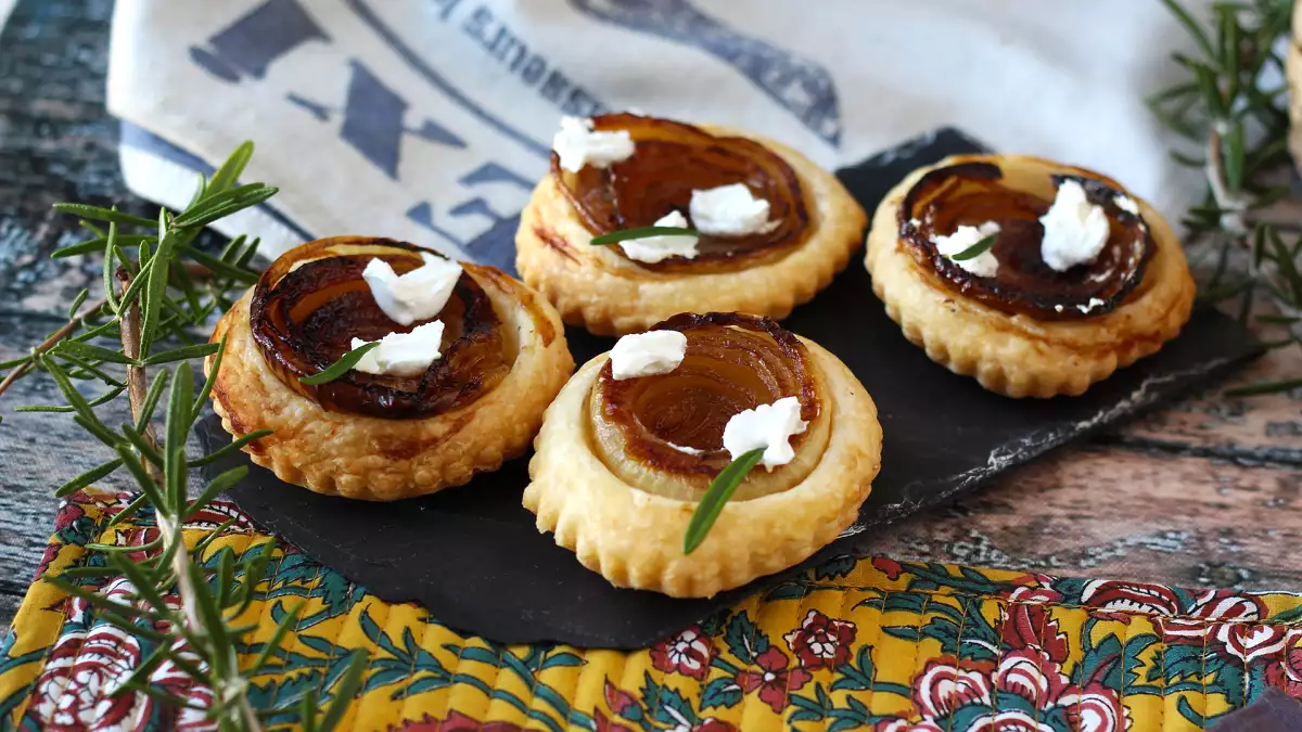 Γλυκές και αλμυρές τάρτες tatin: 9 νόστιμες συνταγές για να δοκιμάσετε!
