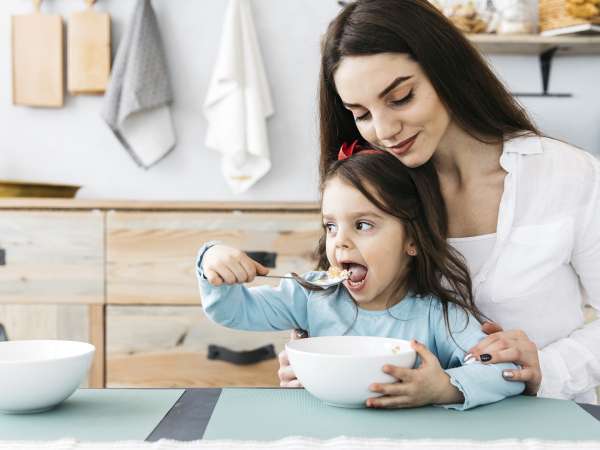 Αλήθεια ή μύθος; 6 παροιμίες της μητέρας για το φαγητό που δεν ήταν εντελώς αληθινές