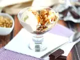 Συνταγή Sundae, το γλυκό αμερικανικό παγωτό
