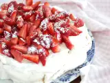 Συνταγή Εύκολη pavlova φράουλα