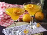Συνταγή Agua de valencia, το μεσογειακό κοκτέιλ με cava και πορτοκάλι που μπορείτε να φτιάξετε στο σπίτι.