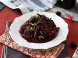 Συνταγή Spaghetti al fuoco di bacco: ζυμαρικά με κόκκινο κρασί για να φέρετε κάτι ξεχωριστό στο τραπέζι