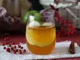 Συνταγή Pumpkin spritz, το πικάντικο κοκτέιλ με σιρόπι κολοκύθας!