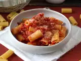 Συνταγή Pasta all'amatriciana, η παραδοσιακή συνταγή εξηγείται βήμα προς βήμα