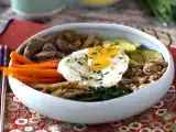 Συνταγή Bibimbap, το παραδοσιακό κορεατικό πιάτο