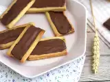 Συνταγή Μπισκότα twix με καραμέλα και σοκολάτα γάλακτος