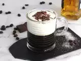 Συνταγή Irish coffee (καφές με ουίσκι και σαντιγί)