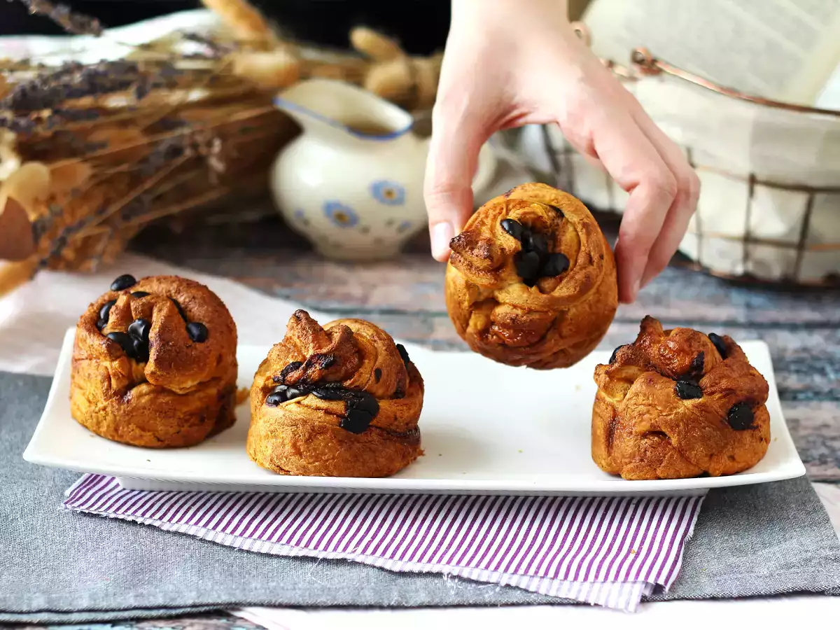 Συνταγή Cruffins, ο συνδυασμός κρουασάν και μάφιν, με κρέμα και σοκολάτα