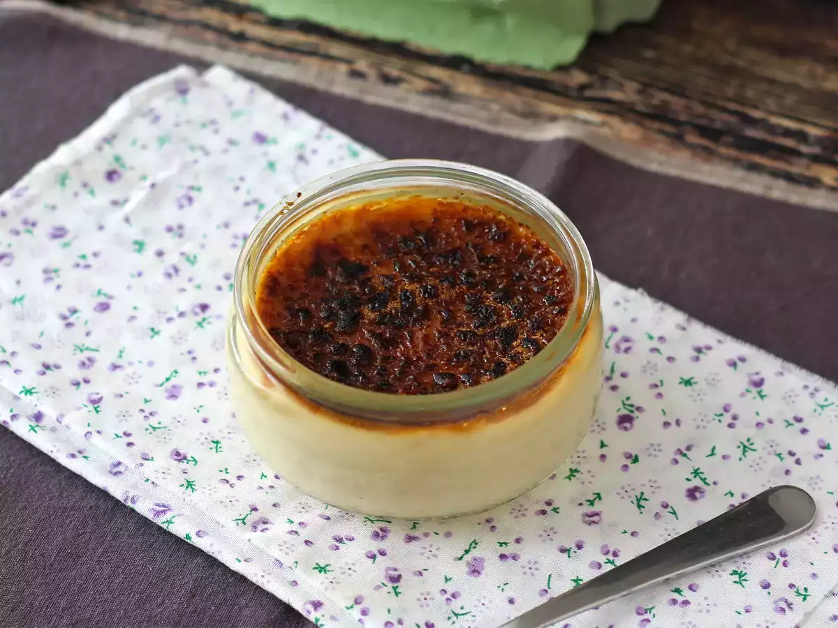 Συνταγή Πανεύκολα crème brûlées με τη φριτέζα αέρος!