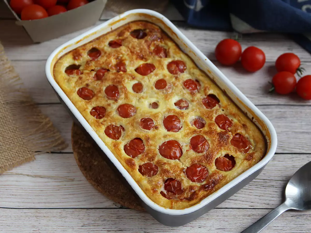 Συνταγή Αλμυρό clafoutis με ντοματίνια και τόνο