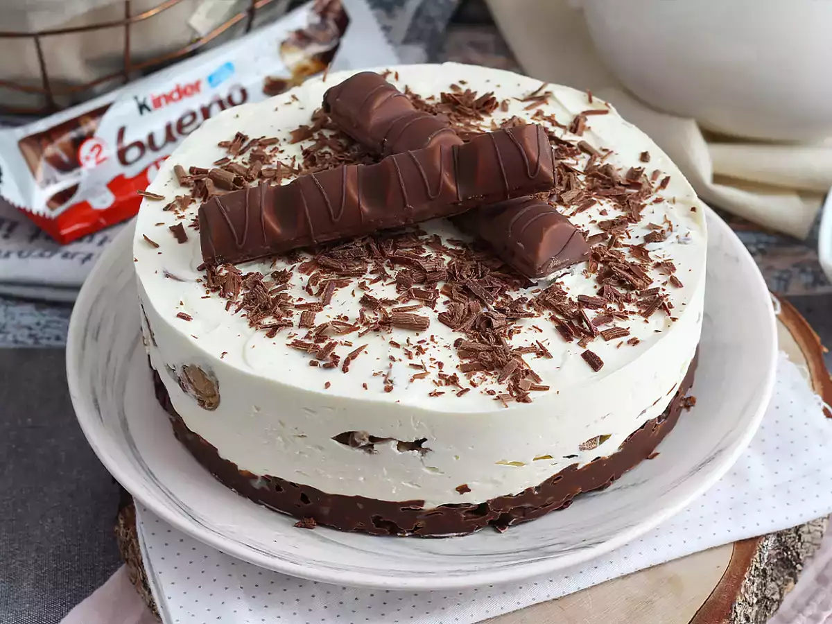 Συνταγή Υπέροχο cheesecake kinder bueno χωρίς ψήσιμο