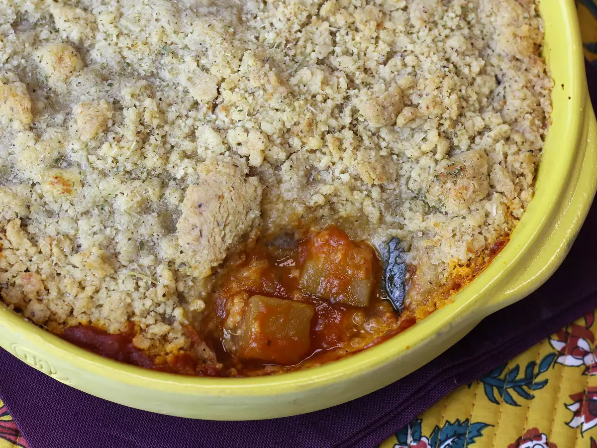 Συνταγή Ratatouille crumble, ένα γρήγορο και εύκολο πιάτο που θα λατρέψετε!