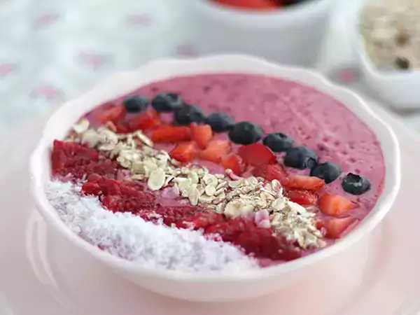 Συνταγή Κόκκινο μπολ smoothie φρούτων