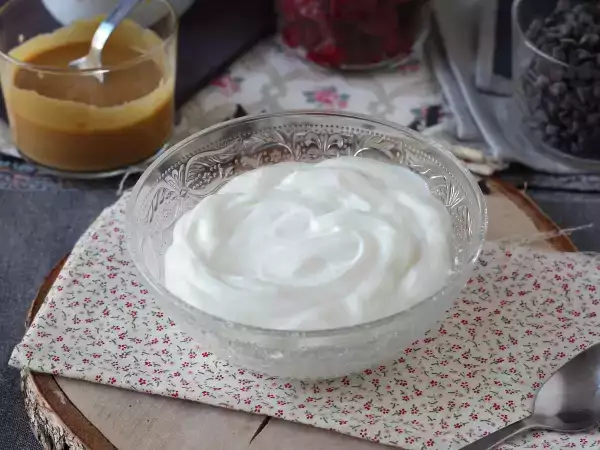 Συνταγή Πώς να φτιάξετε σπιτικό skyr; μια εύκολη και οικονομική συνταγή!