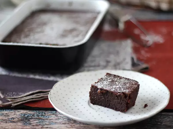 Συνταγή Extra fondant κέικ με κρέμα σοκολάτας και κάστανο με μόλις 4 υλικά
