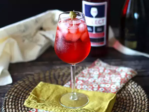 Συνταγή Venetian spritz, η πραγματική συνταγή που παρασκευάζεται με select