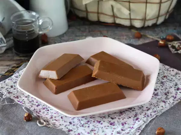 Συνταγή Σπιτική gianduja, μια πανεύκολη ιταλική συνταγή που συνοδεύει τέλεια τον καφέ!