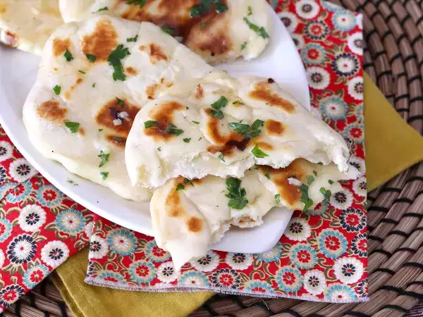 Συνταγή Express cheese naans