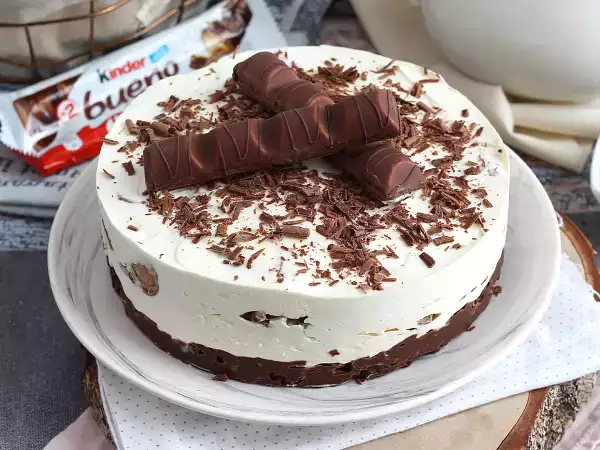 Συνταγή Υπέροχο cheesecake kinder bueno χωρίς ψήσιμο