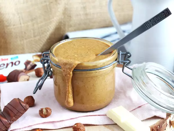 Συνταγή Άλειμμα με γεύση kinder bueno - 2 συστατικά μόνο