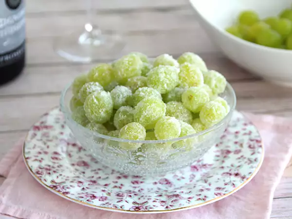 Συνταγή Σταφύλια με prosecco