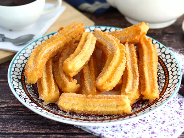 Συνταγή Τραγανά και ελαφριά churros
