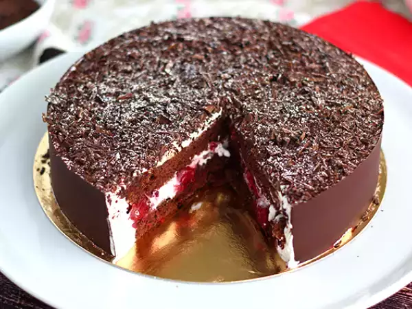 Συνταγή Συνταγή black forest εξηγείται λεπτομερώς