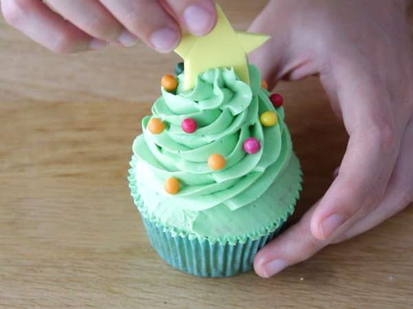 Cupcakes διακοσμημένα για τα Χριστούγεννα - Προετοιμασία βήμα 12