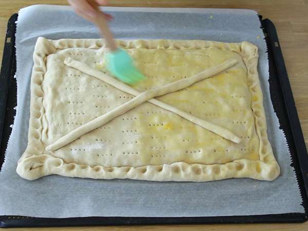 Ισπανικά empanadas τόνου - Προετοιμασία βήμα 13