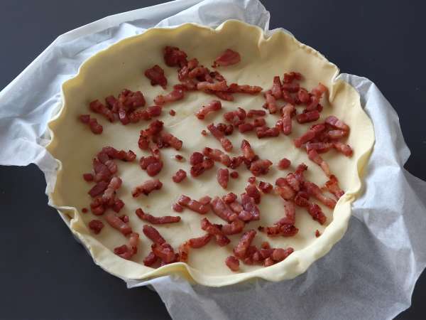 Εύκολη σπιτική συνταγή quiche lorraine - Προετοιμασία βήμα 1