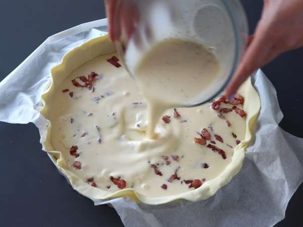 Εύκολη σπιτική συνταγή quiche lorraine - Προετοιμασία βήμα 3