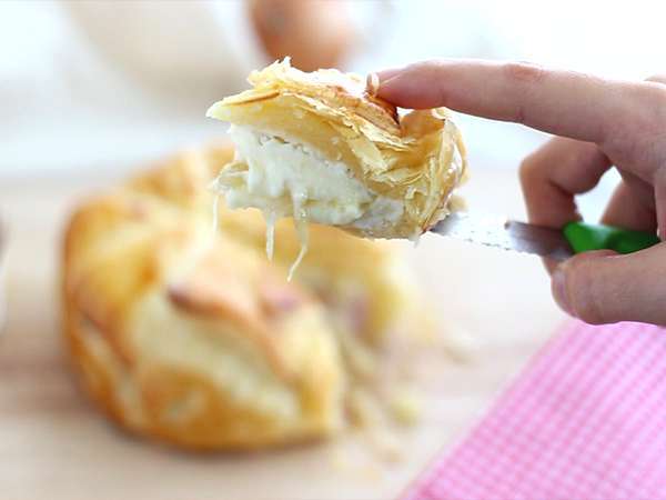 Ζαμπόν και κρεμμύδι Camembert σφολιάτας - Προετοιμασία βήμα 5