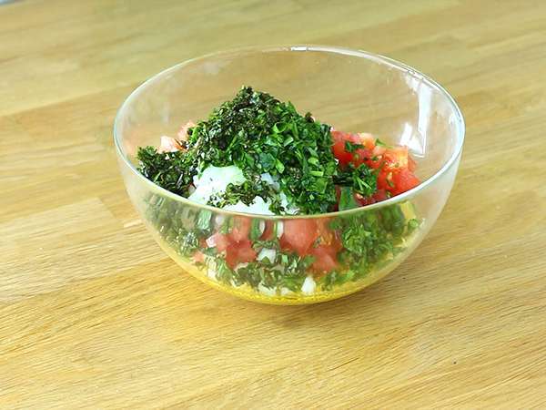 Πολύ εύκολο ανατολίτικο tabbouleh - Προετοιμασία βήμα 2