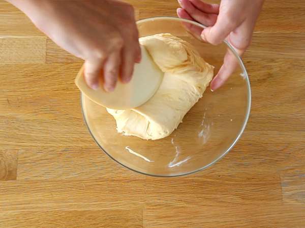 Tarte tropézienne εξηγείται βήμα προς βήμα - Προετοιμασία βήμα 3