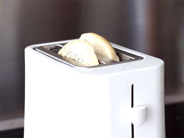 Bagel με σολομό, αγγούρι και fromage frais - Προετοιμασία βήμα 1