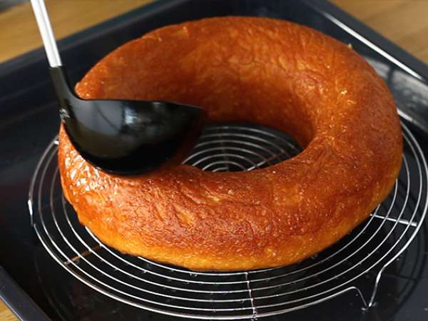 Baba au rhum, η συνταγή εξηγείται λεπτομερώς - Προετοιμασία βήμα 5