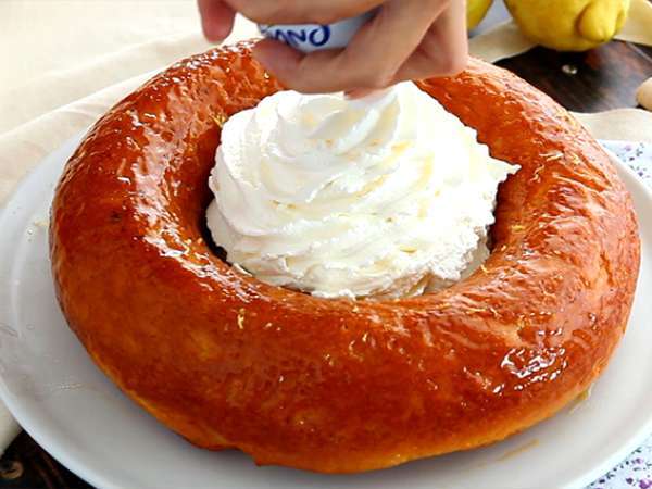 Baba au rhum, η συνταγή εξηγείται λεπτομερώς - Προετοιμασία βήμα 7