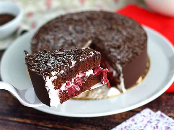 Συνταγή Black Forest εξηγείται λεπτομερώς - Προετοιμασία βήμα 16
