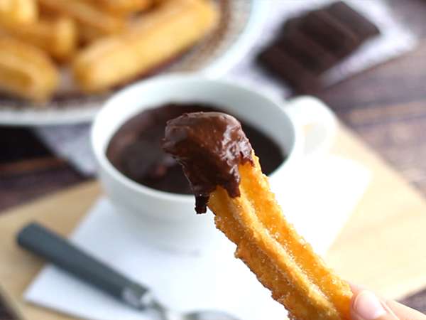 Τραγανά και ελαφριά churros - Προετοιμασία βήμα 6