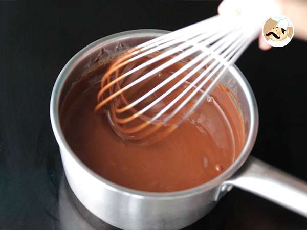 Πώς να φτιάξετε γκανάς σοκολάτας; - Προετοιμασία βήμα 2