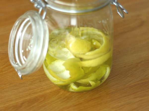Εύκολο σπιτικό limoncello - Προετοιμασία βήμα 2