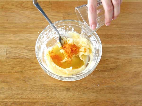 Crêpes Suzette, η παραδοσιακή συνταγή - Προετοιμασία βήμα 5