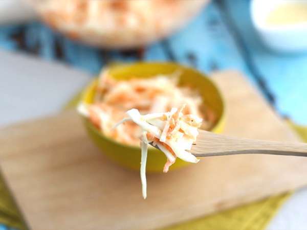 coleslaw αμερικανικού τύπου (σαλάτα με λάχανο και καρότο) - Προετοιμασία βήμα 5