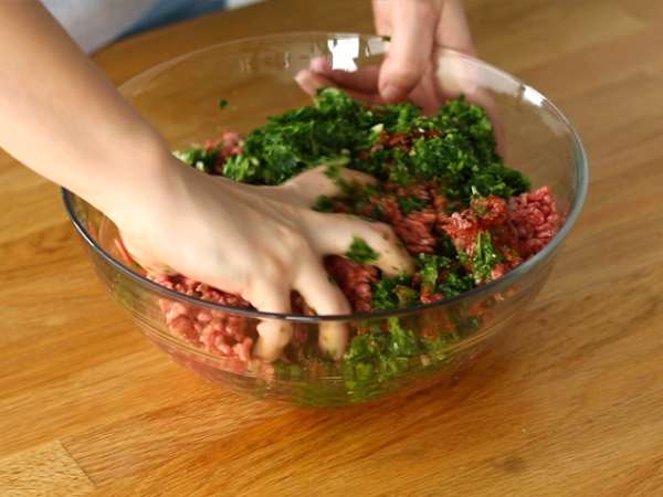 Tajine από κεφτά (κεφτέδες με μπαχαρικά και βότανα) - Προετοιμασία βήμα 4