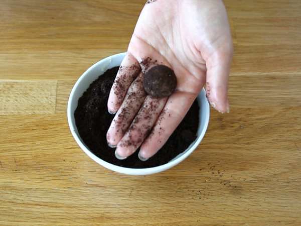 Τρούφες μπισκότων Oreo - Προετοιμασία βήμα 6