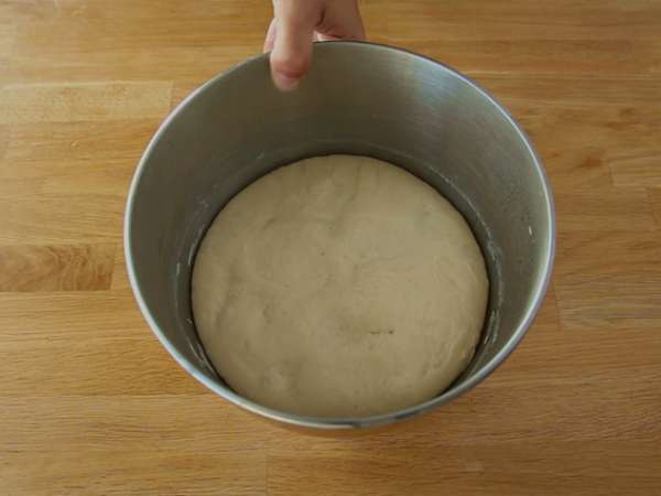 Fougasse με μπέικον και κρεμμύδια - Προετοιμασία βήμα 2
