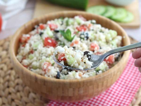 100% χορτοφαγικό κουνουπίδι tabbouleh - Προετοιμασία βήμα 3