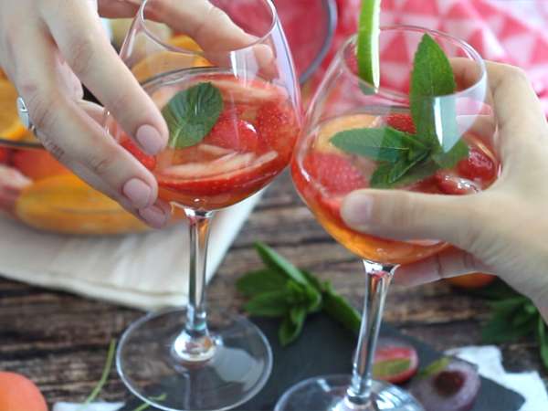 Sangria με λευκό κρασί - White Sangria - Προετοιμασία βήμα 5